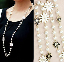 Long Daisy Pearl Necklace