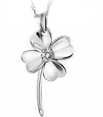 Four Leaf Clover Necklace Deals