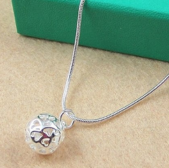 Heart-Shaped Necklace Deals